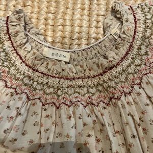 Doen size xs floral top. multi colored fall tones.